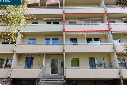 Wohnung Magdeburg Neu Olvenstedt - 3 Zimmer, 71 m&sup2;, 600&euro; | Angebot:26555286