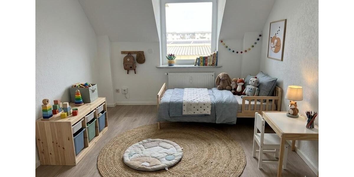 Dachgeschoßwohnung Magdeburg Leipziger Straße - 3 Zimmer, 112 m&sup2;, 840&euro; | Angebot:26070732