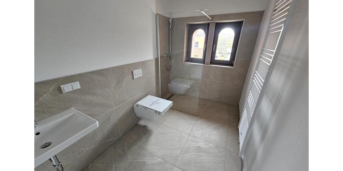 Etagenwohnung Magdeburg Neue Neustadt - 2 Zimmer, 70 m&sup2;, 688&euro; | Angebot:26084100