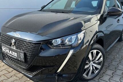 Peugeot 208 18.947 km 15.750 &euro; Magdeburg 39110