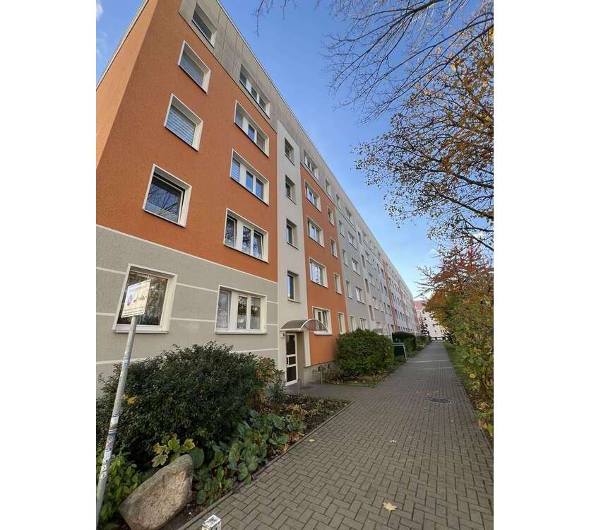 Wohnung zum Kaufen in Magdeburg 96.000 € 60.47 m²