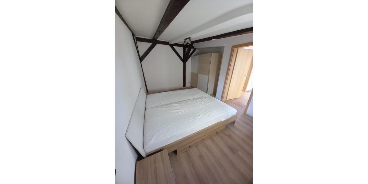 Dachgeschoßwohnung Magdeburg - 3 Zimmer, 81 m&sup2;, 560&euro; | Angebot:27628237