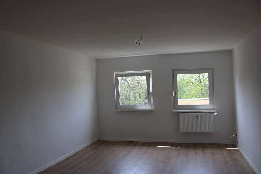 ruhige 4 Zimmer-Wohnung im Hinterhaus ***frisch renoviert*** mit Balkon 4 zimmer