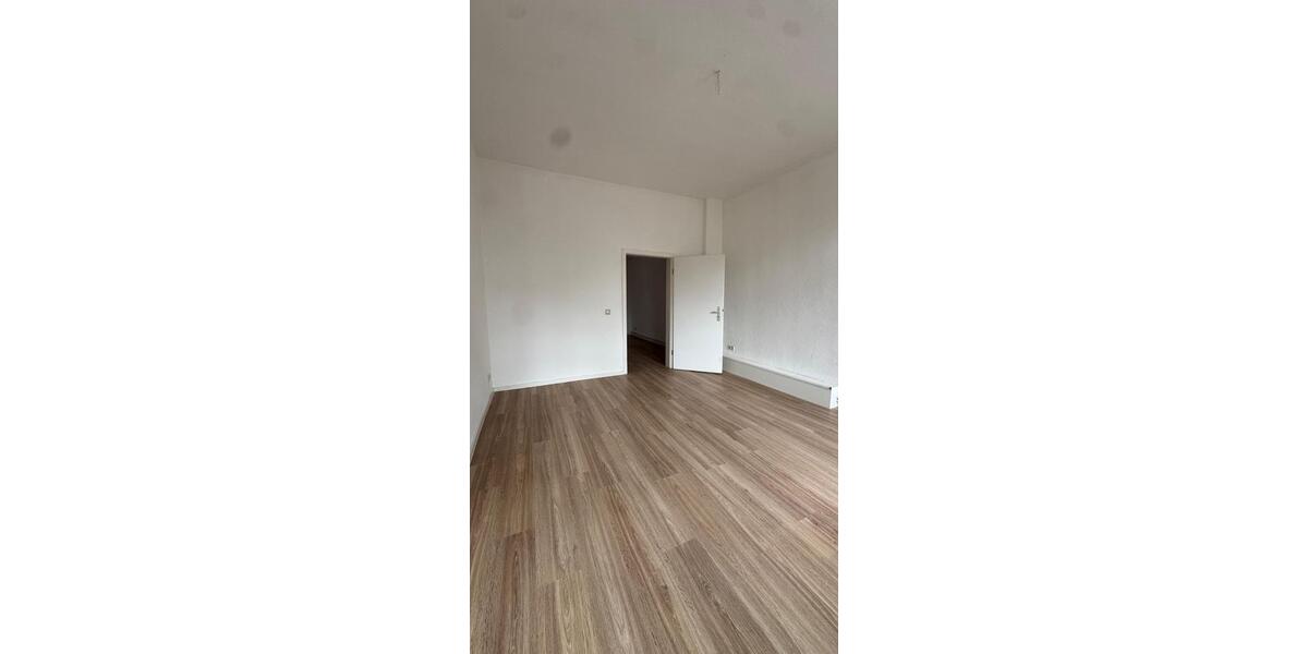 Erdgeschoßwohnung Magdeburg Neue Neustadt - 3 Zimmer, 73 m&sup2;, 600&euro; | Angebot:25614504