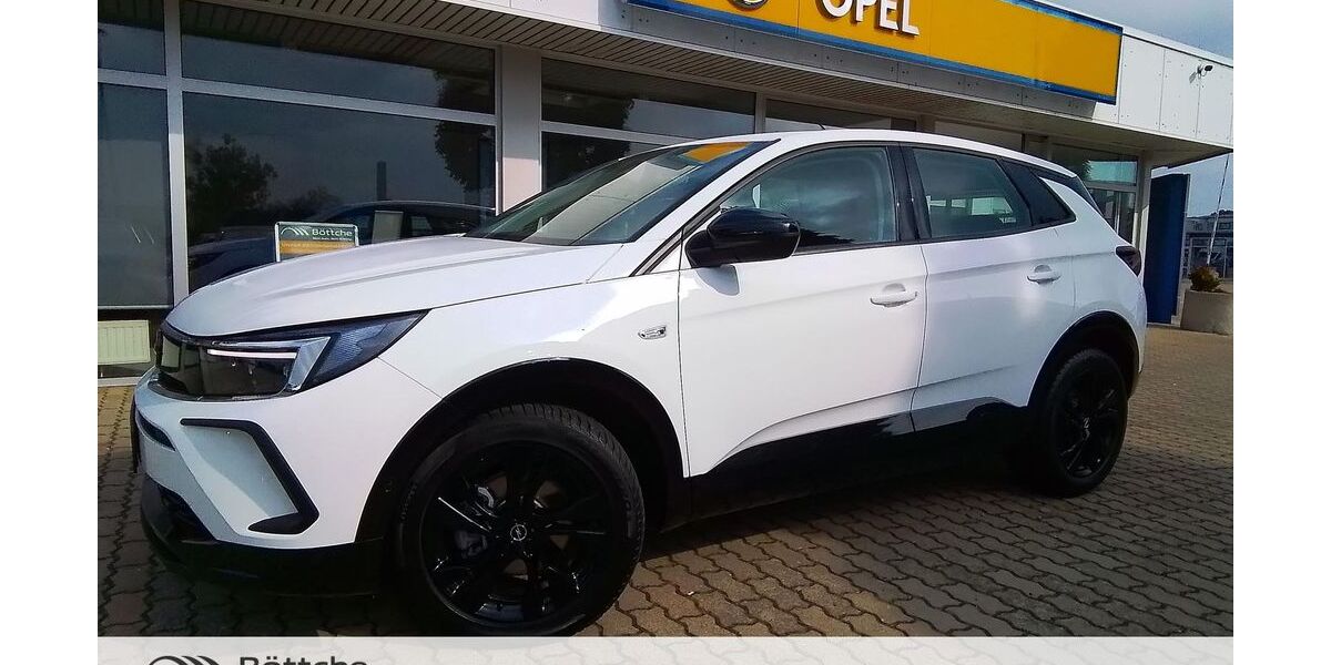 Opel Grandland (X) 10.635 km 24.880 &euro; Schönebeck (Elbe) 39218