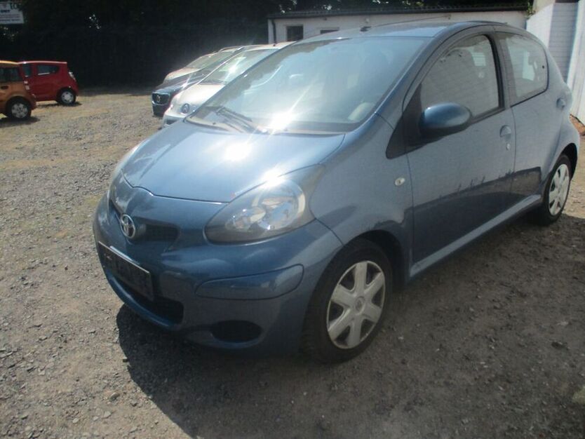 Aygo (X)
