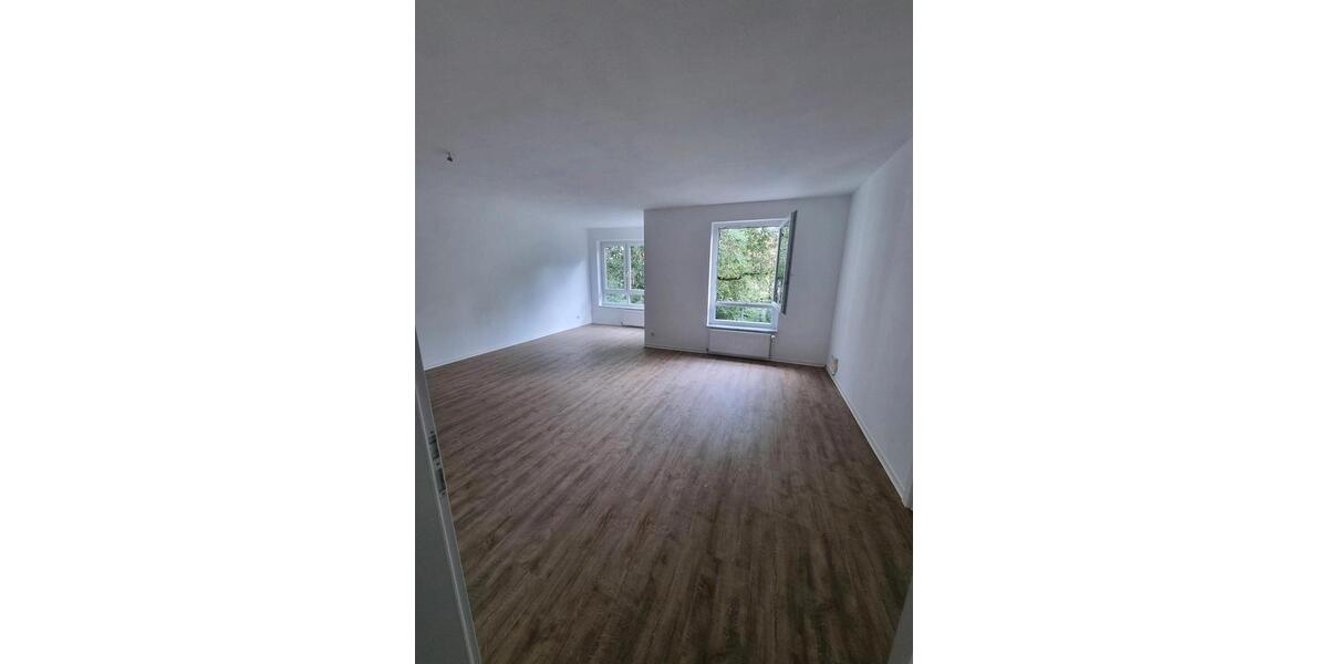 Etagenwohnung Magdeburg Nordwest - 3 Zimmer, 74 m&sup2;, 758&euro; | Angebot:27628354