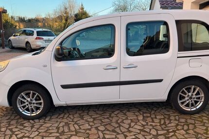 Renault Kangoo 83.886 km 7.990 &euro; Osterweddingen 39171