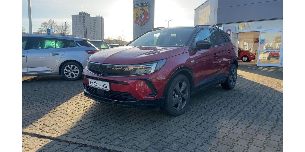 Opel Grandland (X) 27.943 km 26.159 &euro; Magdeburg 39128