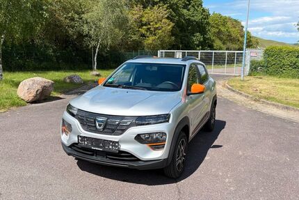 Dacia Spring 59.600 km 8.650 &euro; Magdeburg 39116