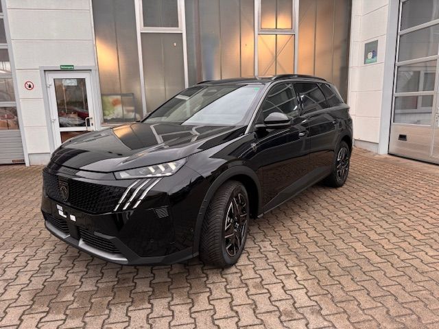Peugeot 5008 2.000 km 43.860 € Magdeburg 39110