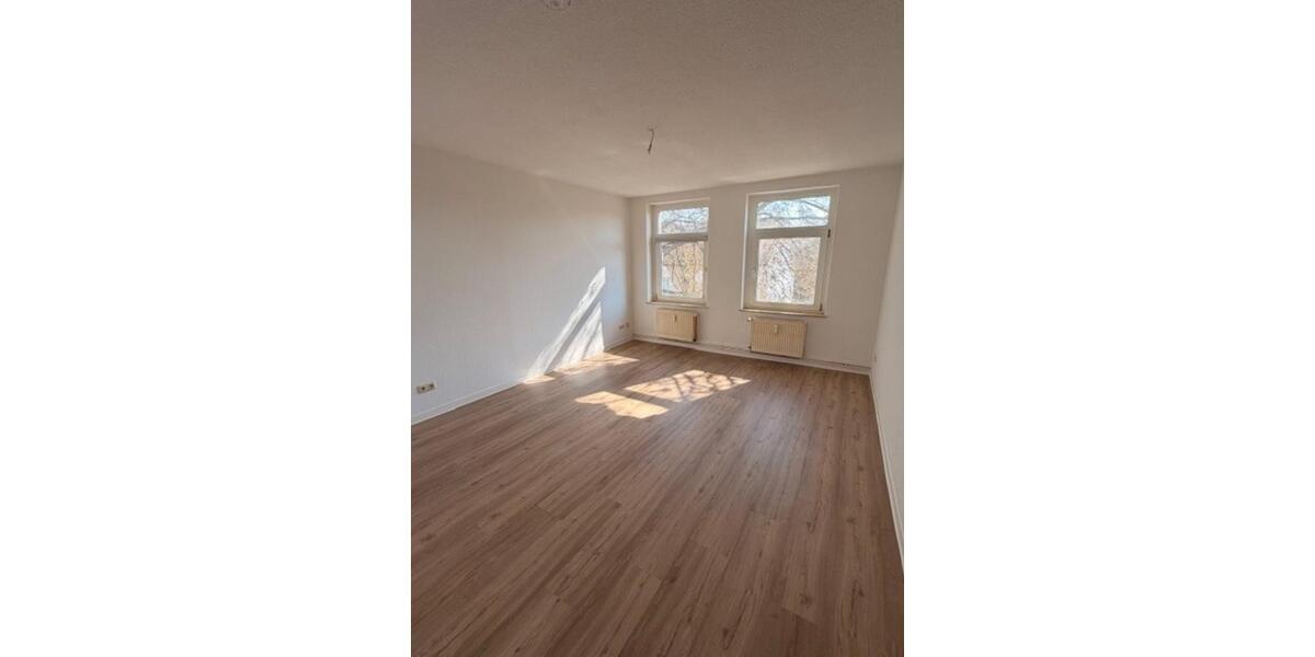 Etagenwohnung Magdeburg Leipziger Straße - 4 Zimmer, 79 m&sup2;, 555&euro; | Angebot:25783712