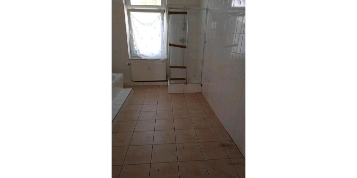 Mehrfamilienhaus, Wohnhaus Schönebeck (Elbe) - 15 Zimmer, 384 m&sup2;, 440.000&euro; | Angebot:25959830