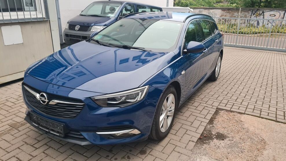 Opel Insignia 169.600 km 7.900 € Magdeburg 39104