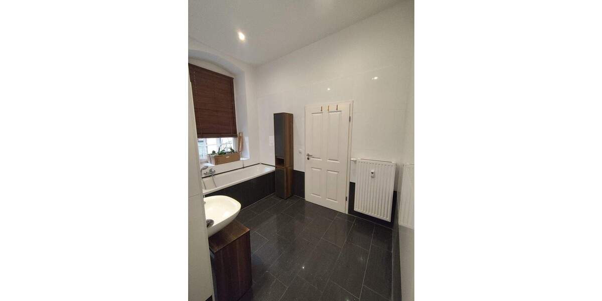 Etagenwohnung Magdeburg Altstadt - 2 Zimmer, 70 m&sup2;, 570&euro; | Angebot:24846914