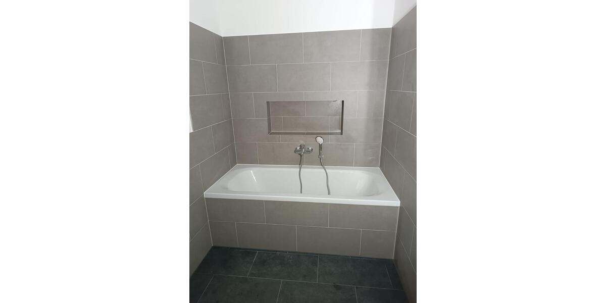 Etagenwohnung Magdeburg Diesdorf - 2 Zimmer, 74 m&sup2;, 741&euro; | Angebot:26232727