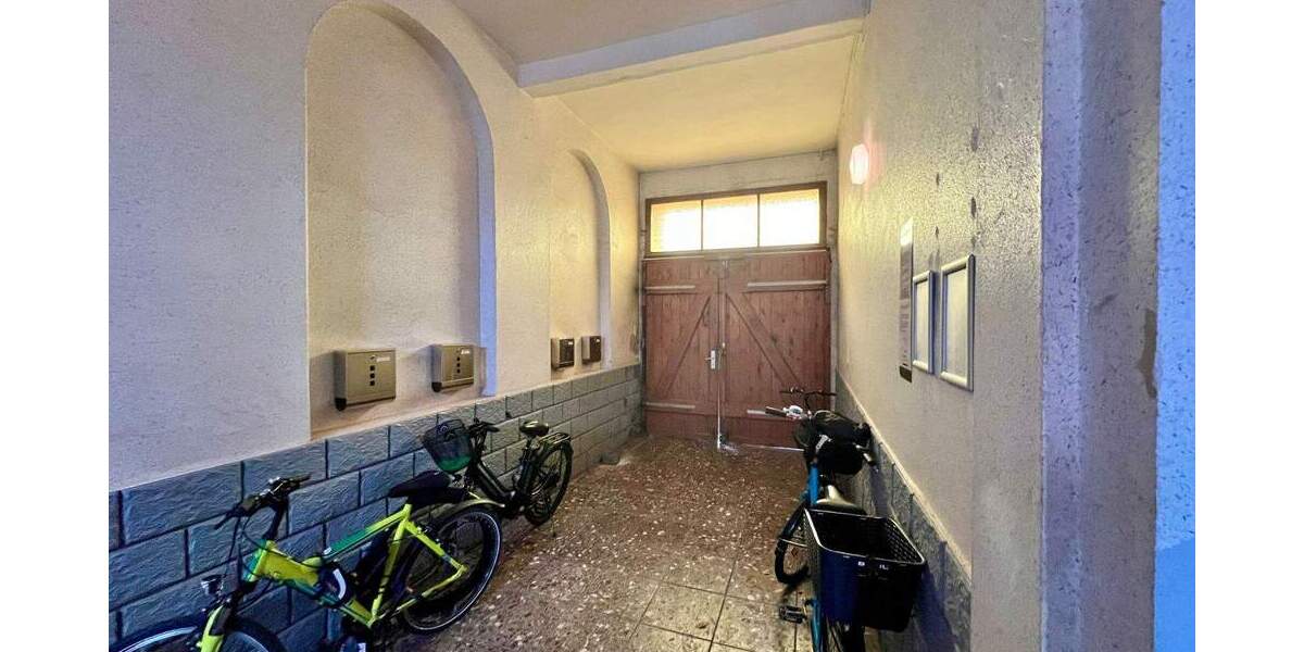 Vollvermietetes Mehrfamilienhaus mit Garagen zimmer