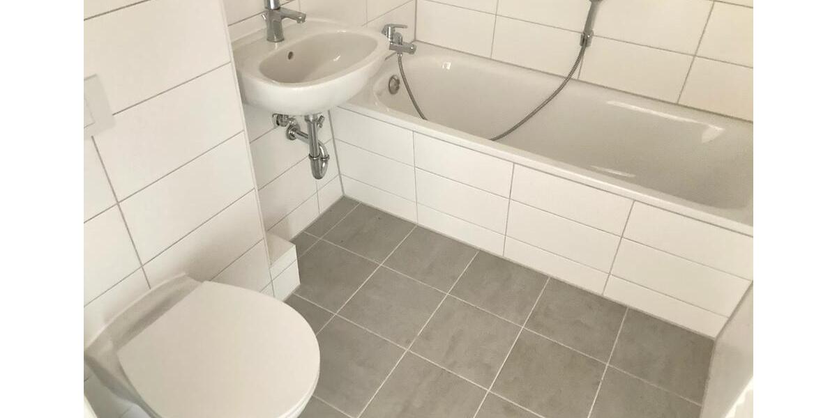 Etagenwohnung Magdeburg Alt Olvenstedt - 3 Zimmer, 69 m&sup2;, 514&euro; | Angebot:25751587