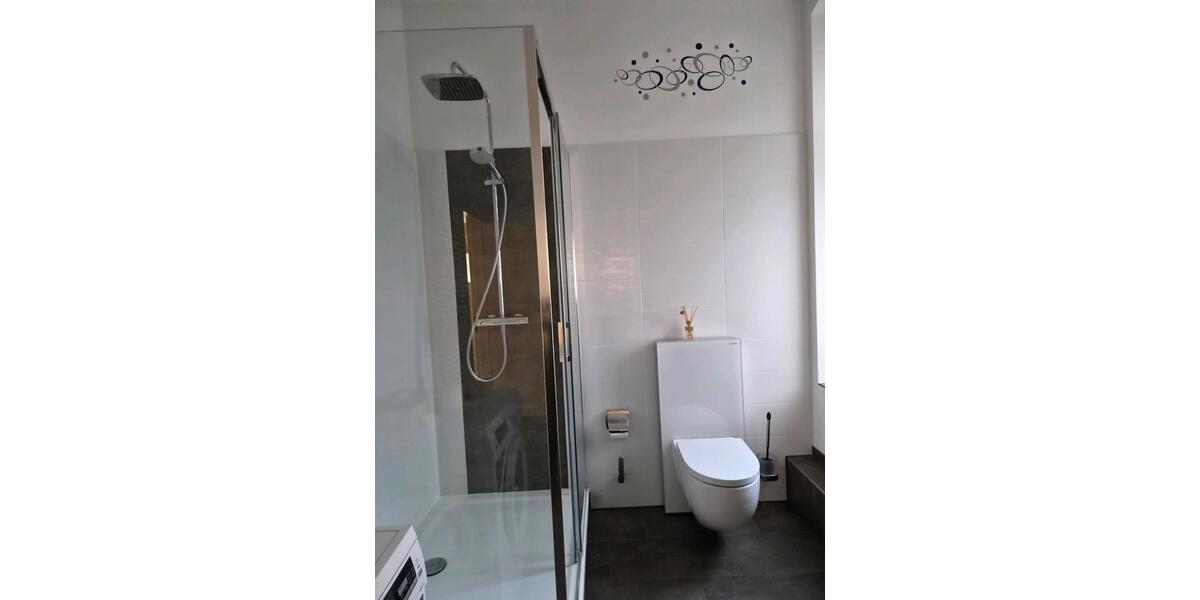 Hochparterre Magdeburg Nordwest - 4 Zimmer, 105 m&sup2;, 1.450&euro; | Angebot:27628245