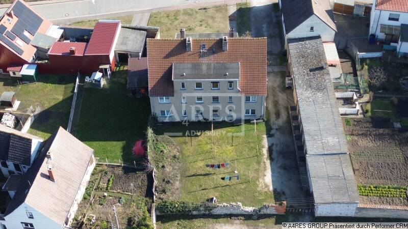 Mehrfamilienhaus, Wohnhaus Hakeborn Hakeborn - 1 Zimmer, 370 m&sup2;, 100.000&euro; | Angebot:25997800