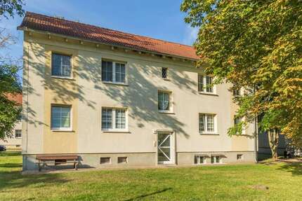 Wohnung zum Mieten in Unseburg 419 € 55.09 m²