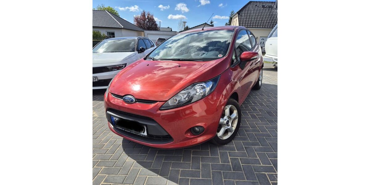 Ford Fiesta 70.100 km 3.849 &euro; Zielitz OT Schricke 39326