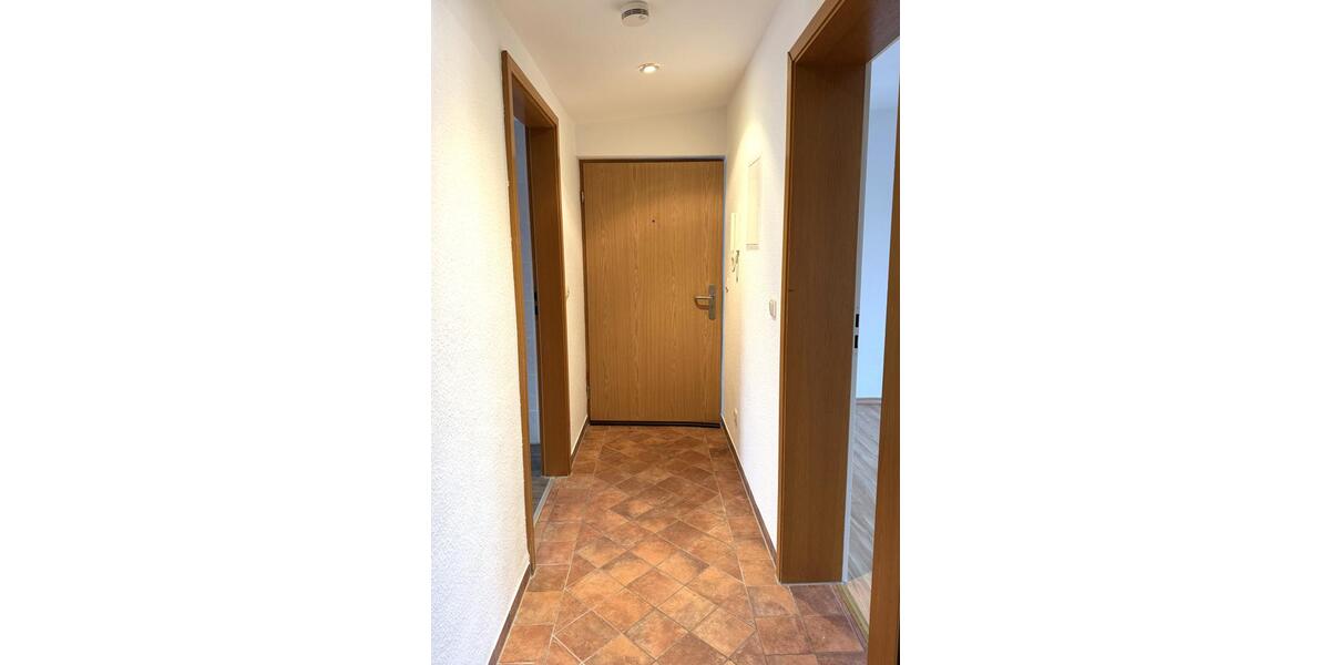 Dachgeschoßwohnung Magdeburg Nordwest - 2 Zimmer, 65 m&sup2;, 500&euro; | Angebot:24979177
