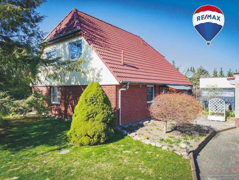 Haus zum Kaufen in Oschersleben 375.000 € 142.23 m²