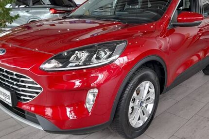 Ford Kuga 27.452 km 22.980 &euro; Burg 39288