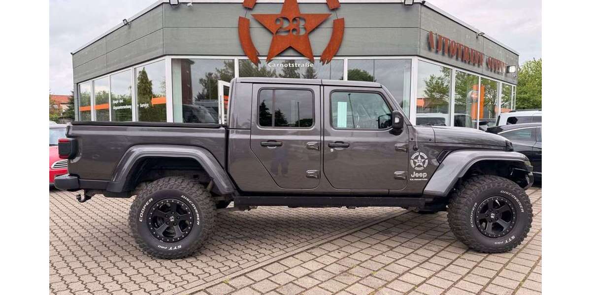 Jeep Gladiator 101.000 km 45.950 &euro; Magdeburg 39120