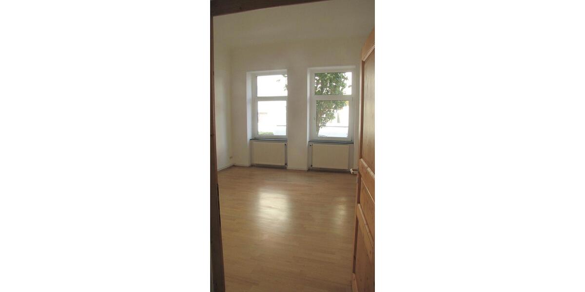 Erdgeschoßwohnung Magdeburg Diesdorf - 3 Zimmer, 70 m&sup2;, 430&euro; | Angebot:24573450