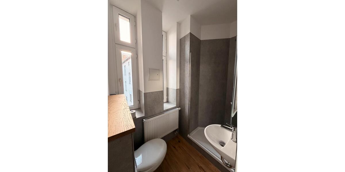 Etagenwohnung Magdeburg Leipziger Straße - 3 Zimmer, 97 m&sup2;, 600&euro; | Angebot:25402442