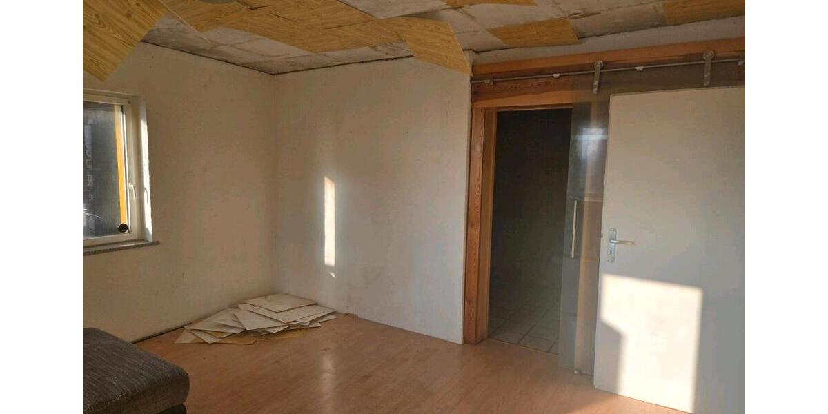 Bauernhaus, Landhaus Calbe (Saale) - 12 Zimmer, 200 m&sup2;, 79.400&euro; | Angebot:26521048