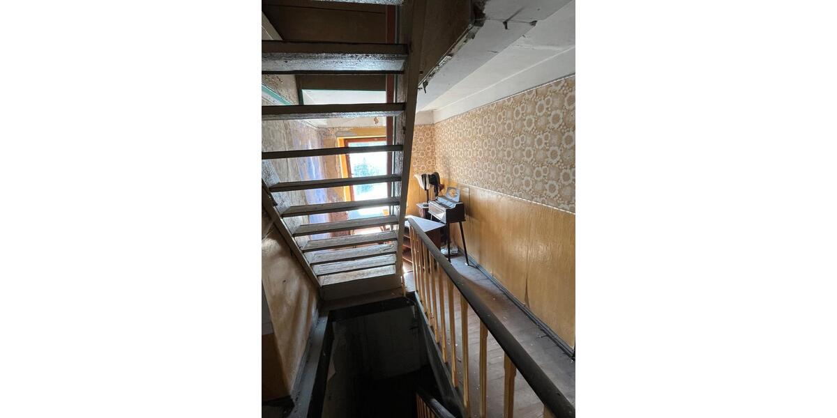Bauernhaus, Landhaus Erxleben - 20 Zimmer, 750 m&sup2;, 69.000&euro; | Angebot:27023063