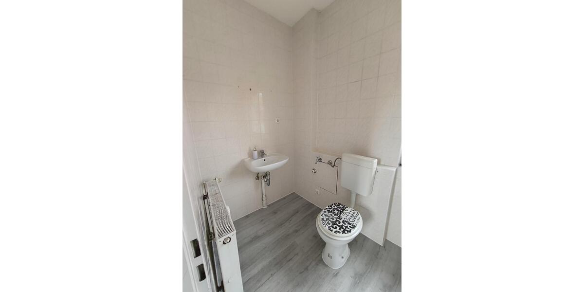 Etagenwohnung Burg - 1 Zimmer, 39 m&sup2;, 270&euro; | Angebot:26659428