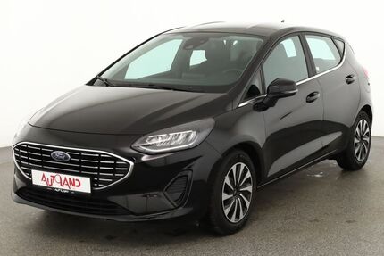 Ford Fiesta 49.998 km 17.990 &euro; Magdeburg 39118