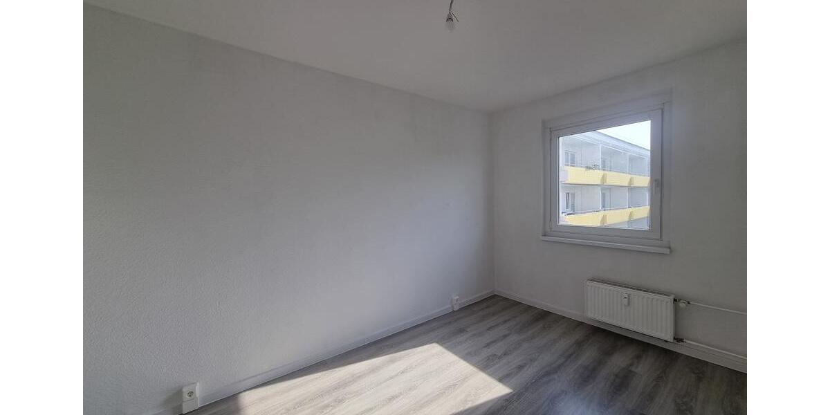 Etagenwohnung Magdeburg Alt Olvenstedt - 3 Zimmer, 68 m&sup2;, 353&euro; | Angebot:26636554