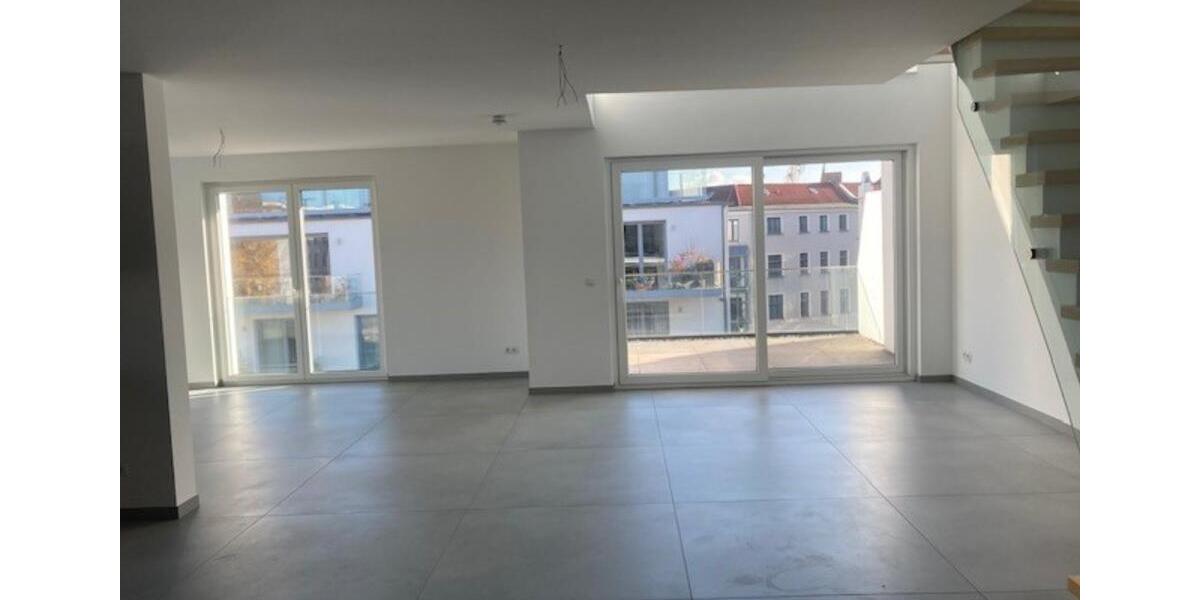 Einfamilienhaus Magdeburg Nordwest - 4 Zimmer, 220 m&sup2;, 1.990&euro; | Angebot:25086952