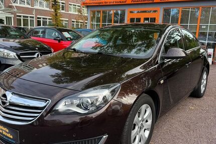 Opel Insignia 113.600 km 7.990 &euro; Magdeburg 39124