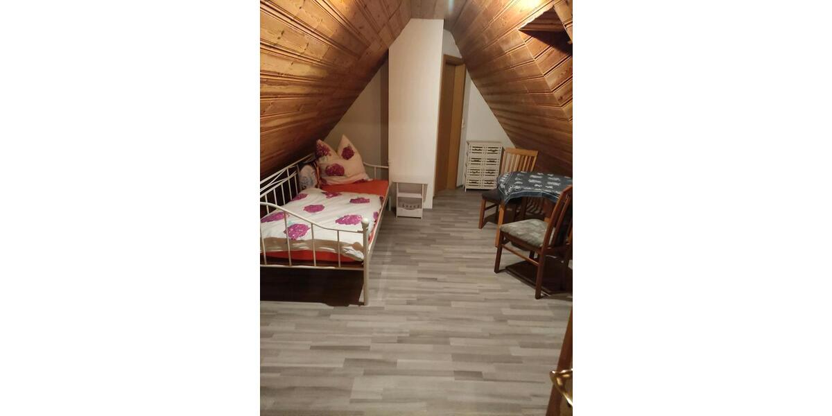 Etagenwohnung Erxleben - 3 Zimmer, 100 m&sup2;, 79&euro; | Angebot:24851152