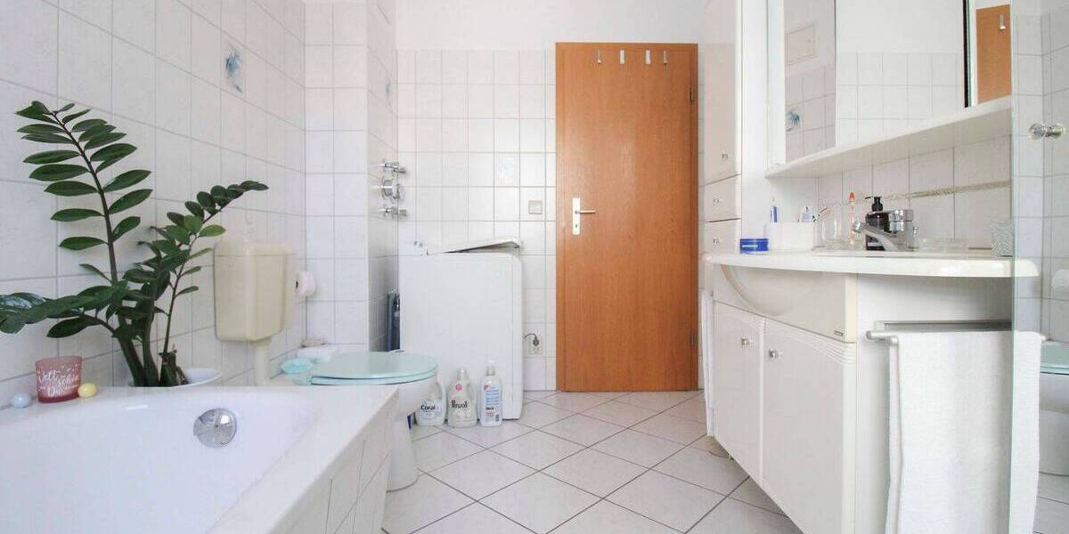 Etagenwohnung Schönebeck - 3 Zimmer, 89 m&sup2;, 155.000&euro; | Angebot:26718017