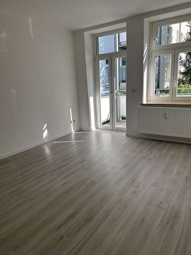 Wohnung zum Kaufen in Magdeburg 100.000 € 46.15 m²