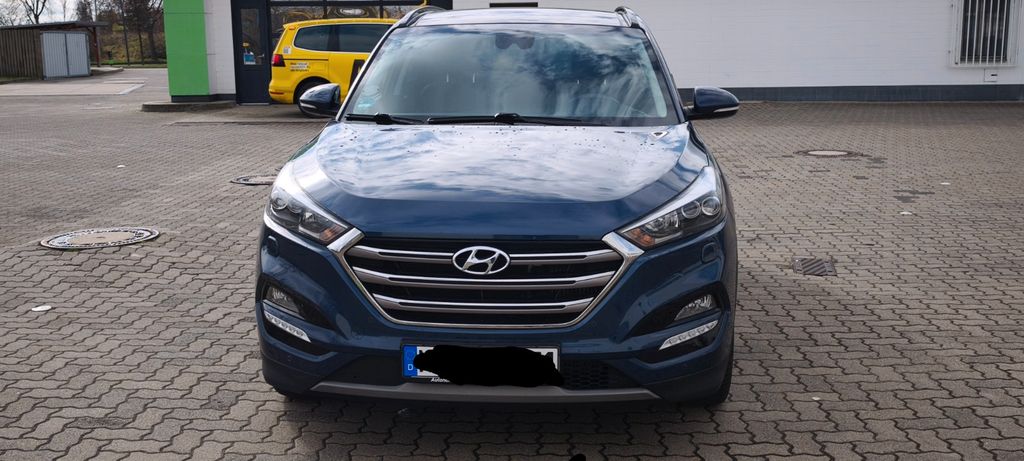 Hyundai TUCSON 170.000 km 14.900 &euro; Magdeburg 39126