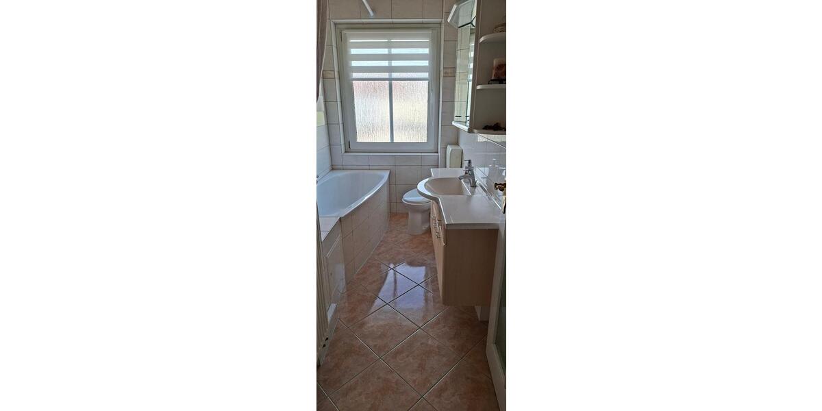 Etagenwohnung Burg - 3 Zimmer, 64 m&sup2;, 86.000&euro; | Angebot:24598595