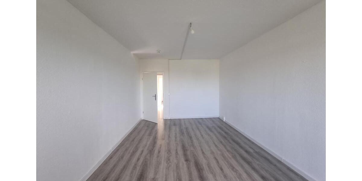 Etagenwohnung Magdeburg Alt Olvenstedt - 3 Zimmer, 68 m&sup2;, 353&euro; | Angebot:26636554