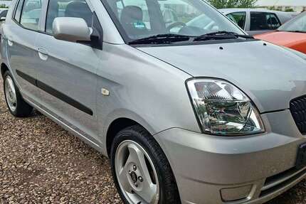 Kia Picanto 152.000 km 1.899 &euro; Schönebeck 39218