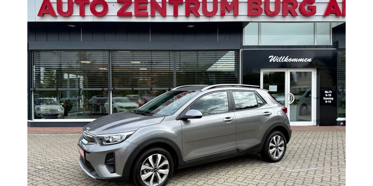 Kia Stonic 5.574 km 18.950 € Burg 39288