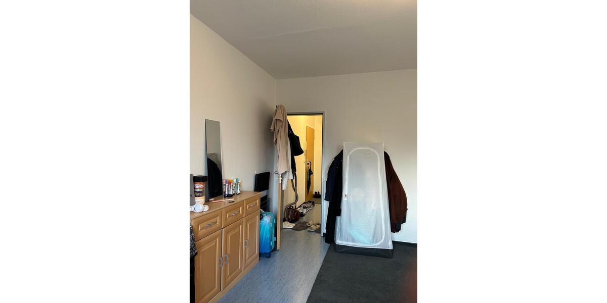Etagenwohnung Magdeburg Brückfeld - 1 Zimmer, 27 m&sup2;, 283&euro; | Angebot:26516412