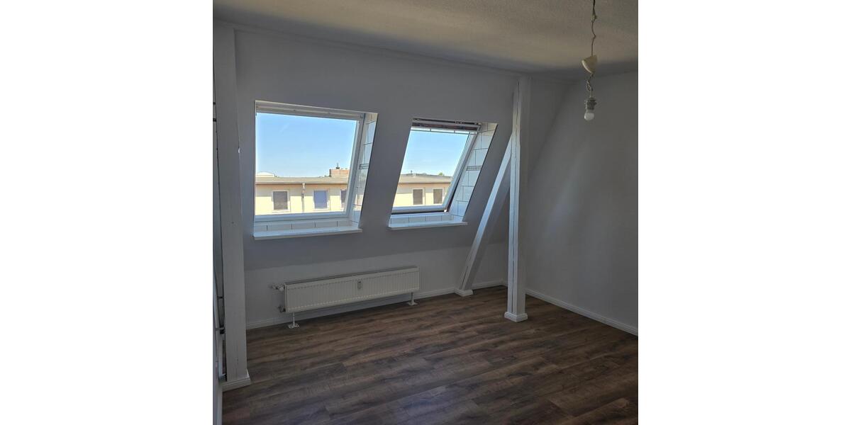 Dachgeschoßwohnung Magdeburg Ottersleben - 3 Zimmer, 72 m&sup2;, 125.000&euro; | Angebot:26944629