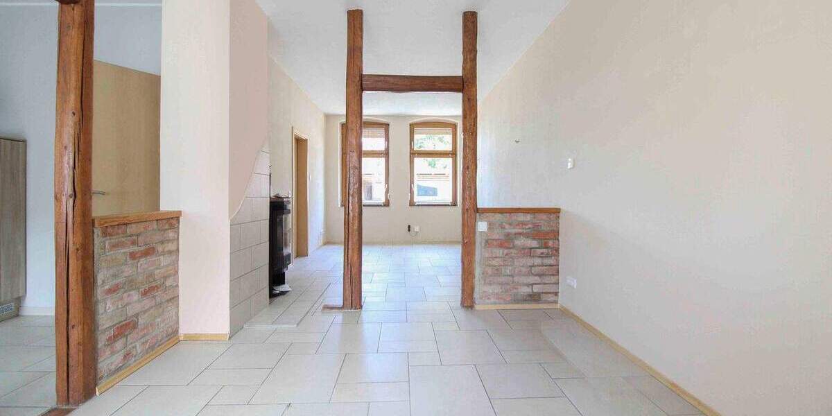 Großes Grundstück mit Zweifamilienhaus - ideal für Familien & Mehrgenerationen 8 zimmer